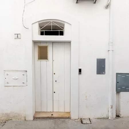 Renoir Ostuni
